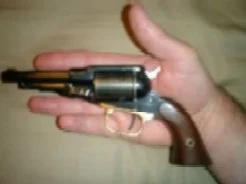 eacki8 - @Pokrakk: Broń czarnoprochowa nie musi być duża

Remington pocket .31

5 - s...