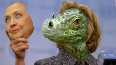 Turboslaw - Reptilianin adaptuje się do kombinezonu.