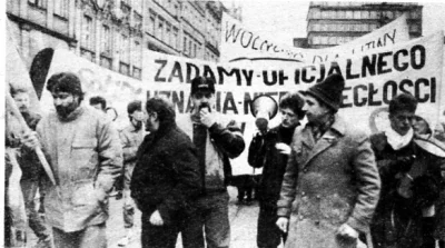 szurszur - Tutaj zdjęcie z polskiej demonstracji poparcia dla Litwy (Wrocław 15 stycz...