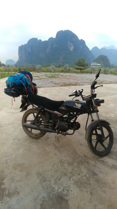 htc-thc - Pozdrawiam z Laosu! Właśnie kupiłem #motocykle i zamierzam przejechać nim p...