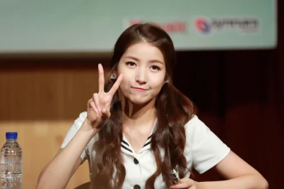 K.....o - #sowon #gfriend 
#koreanka