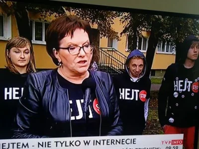 TheSjz3 - #heheszki

Jakie twarze myślą niesponiewierane xD #polityka