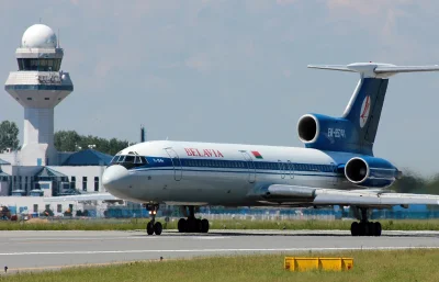 m.....b - Wczorajsza ciekawostka złapana na Okęciu. Tu-154M białoruskich linii lotnic...