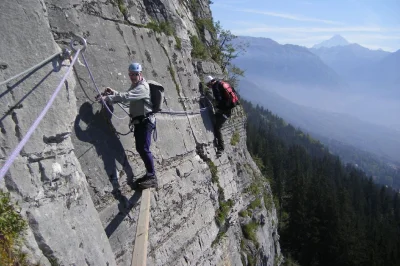 4833478 - Każda via ferrata to w gruncie rzeczy ścieżka dla turystów...
https://www....