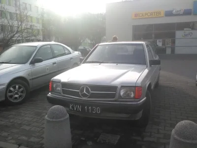 o.....y - Rzadki model Mercedesa - 190 SEC ( ͡° ͜ʖ ͡°)

#czarneblachy #samochody #m...