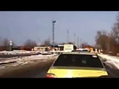 K.....y - Spowolniony, oczyszczony i wystabilizowany film z ataku na Volnovakha
#ukr...
