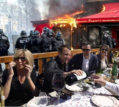 w.....s - #francja #polityka #macron #heheszki #zoltekamizelki