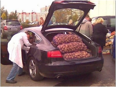 Pshemeck - Ziemniory sprzedawane prosto z auta. Wersja luksusowa.
#handel #ziemniaki...