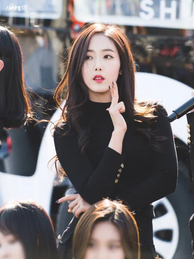 czasuczas - #sinb
#gfriend #koreanka