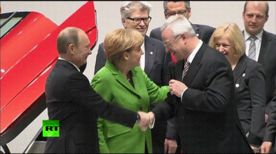 Issac - #putin #merkel #gif #dużygif #heheszki

Merkel chyba dawno fajnej parki nie...