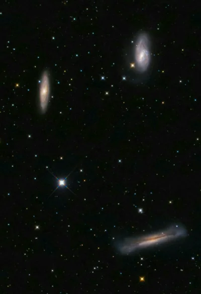 LeonardoDaWincyj - > @namrab: Widzę buzię w tym galaktyku!
@Roszp:
