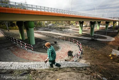 Szypec - @bydgoskiprusak: Bydgoszcz? Mają tam świetne drogi rowerowe ( ͡° ͜ʖ ͡°)

A...