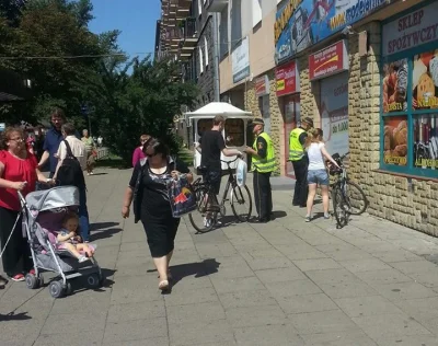 cinoo - Warszawa taka piękna ( ͡° ʖ̯ ͡°)


 Na skrzyżowaniu Grójeckiej i Bitwy Warsza...