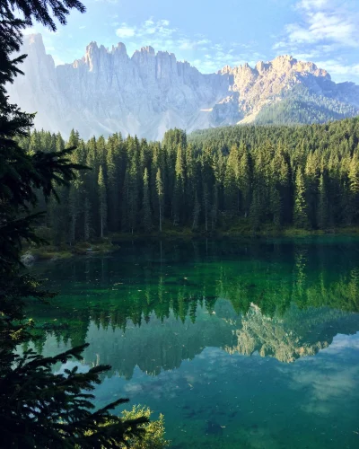 ciezka_rozkmina - Karer-Lake in South Tyrol, Italy ##!$%@? #earthporn #chybabylo