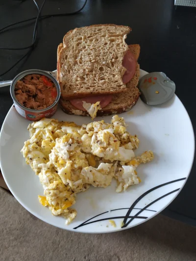 NomadMS90 - Drugie śniadanie #sniadanie #gownowpis #jajecznica