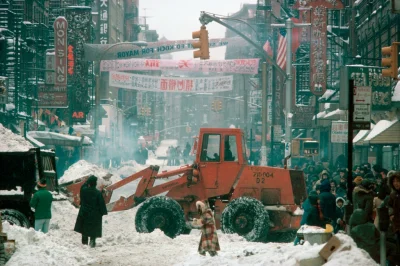 N.....h - Chinatown po śnieżycy. Lata 80-te. 
#chinatown #nowyjork #snieg