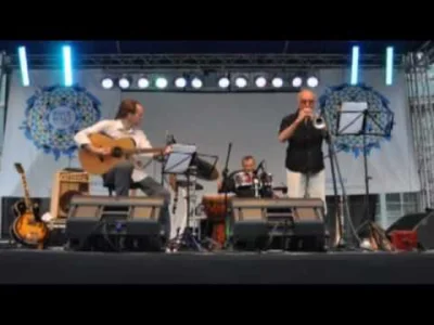 Otek - Piotr Domagała Trio - Nature Boy
Piękne solówki na gitarze i na trąbce. Podob...