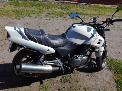 k.....0 - Super moto :) 
Ja tydzień temu stałem się posiadaczem cb500.
Pierwszy w życ...