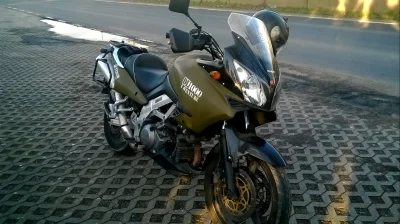 kukaszr - Cześć Mirki spod tagu #motocykle ;) #chwalesie Suzuki dl1000 rocznik 2003 j...