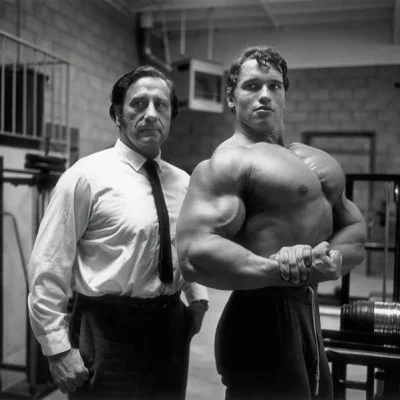 MackONE_ - Josef E. "Joe" Weider oraz Arnold Alois Schwarzenegger

#silownia #mikro...