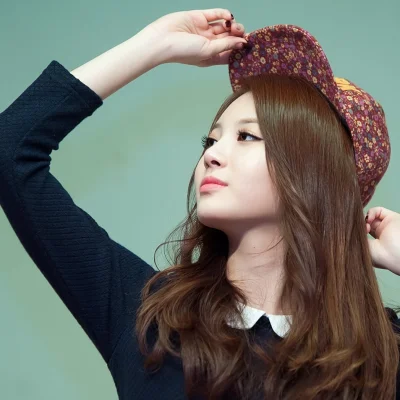 K.....o - #yura #girlsday 

#koreanka