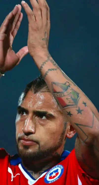 antychrust - Arturo Vidal i jego nowy tatuaż upamiętniający ostatnie mistrzostwo Włoc...