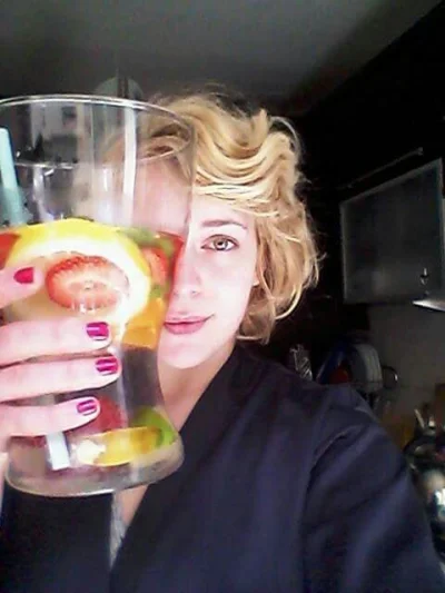 czeburashka - Piję wodę z wazonu, bo mogę! #urodzinowepokazmorde #fit #dieta