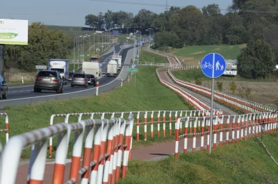 Dzida - @Szczaf O ile będą dotacje unijne. Takie zmiany kosztują kilkanaście tysięcy ...