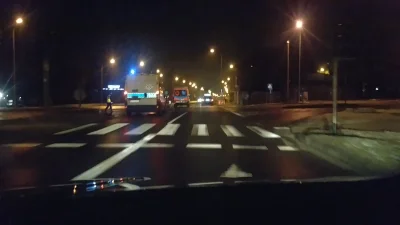 user_Adrian - Taka sytuacja w #zielonagora skrzyżowanie przy Lidlu na Wojska Polskieg...