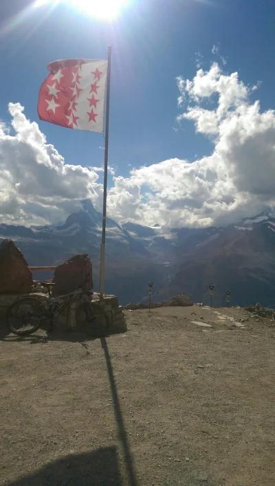 manedhel - @FriPuc zeszly rok, 3102 m z Matterhornem w tle. Teraz duzo za wcześnie na...