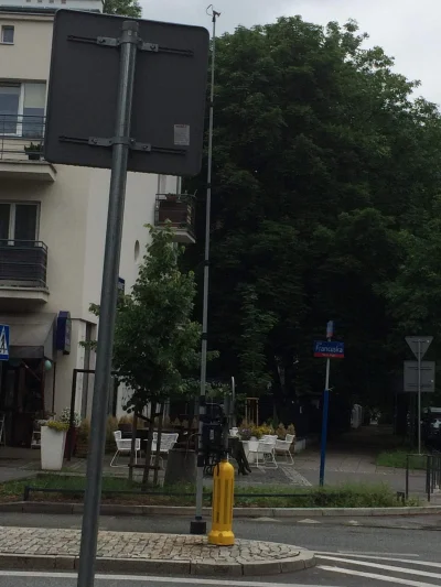 Kioteras76 - Co to jest? 

Na ulicy Francuskiej w Warszawie (Saska Kępa)

#Warszawa #...