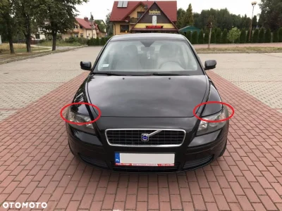 Broximon - @veilofdisguise: Ja się tam nie znam, ale coś słabo symetryczne to Volvo.....