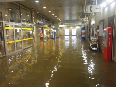 Pendzel - #metro #wodne Co z tym metrem to ja nawet nie... :S