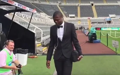 parachutes - Mbemba did his player's presentation in a tux because he thought that wa...