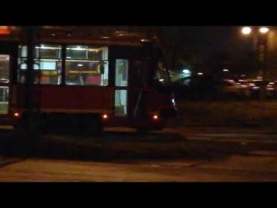 WuDwaKa - I jedyneczka kończy bieg ( ͡° ͜ʖ ͡°)

#gliwice #zajezdnia #tramwajeslaskie ...