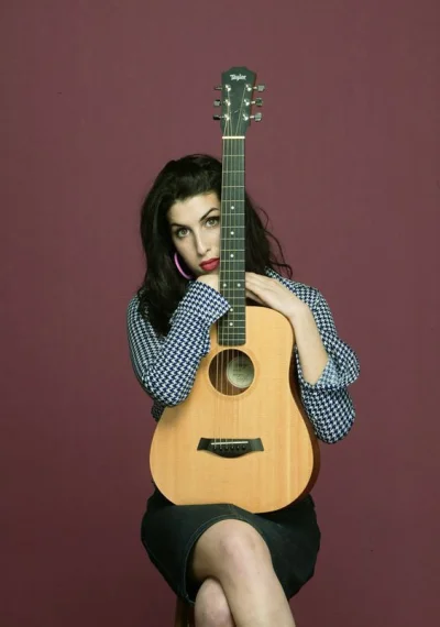a.....s - #kobietyzgitarami

Amy Winehouse