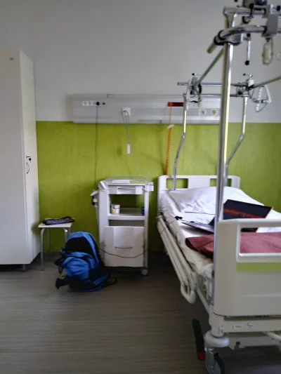 j.....o - @adam-tom jest teraz w szpitalu praskim w #Warszawa . Kazał wam przekazać, ...