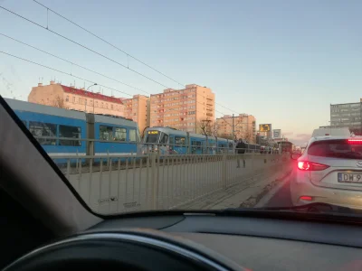 ProboszczWykopu - Jebło na Legnickiej, 11 tramwajów stoi ( ͡°( ͡° ͜ʖ( ͡° ͜ʖ ͡°)ʖ ͡°) ...