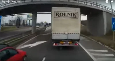 j.....y - @morsik: Zauważ ,że kierowca ciężarówki która jedzie przed nagrywającym wid...