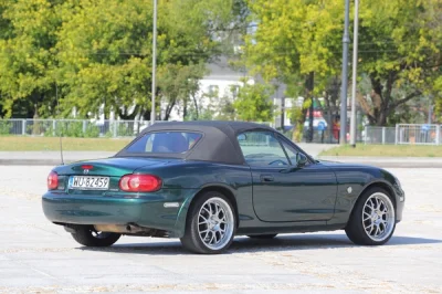 polejpolej - @KYK_: MX-5 - II generacja od '98