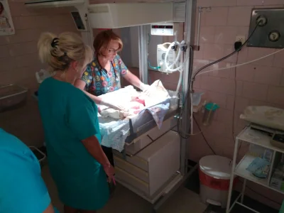 koziol87 - Uff... Urodziła się dziewczyna. 2.9 kg 52cm. Pijcie ze mno kompot! 
#chwal...