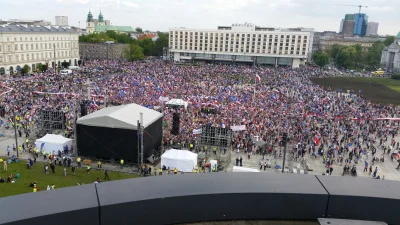 Wakawi - #nowoczesna #kod

takiego tlumu na placu Piłsudskiego dawno nie było