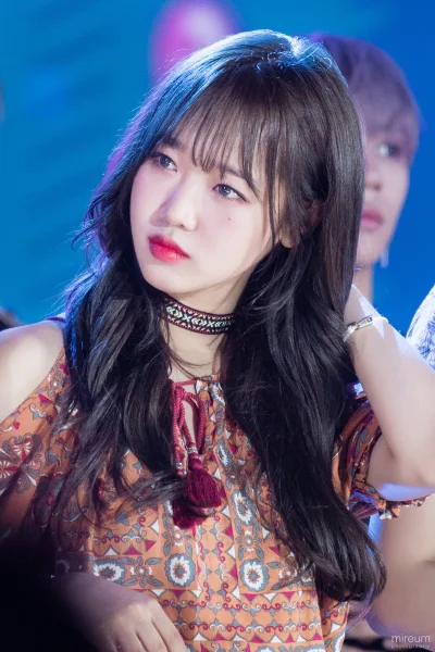 XKHYCCB2dX - #yoojung #wekimeki
#koreanka