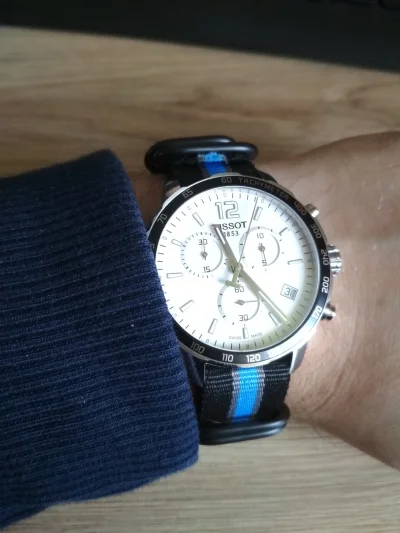 Marcowy_Kot - @fi9o nowy pasek nato z ali, ale pasuje nieźle :) a sam zegarek codzien...
