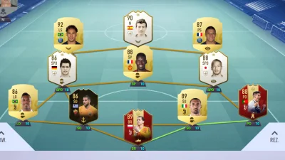 czikoczajko - Jak polecacie ustawić taki skład pod 4231? 
#fut #fifa19