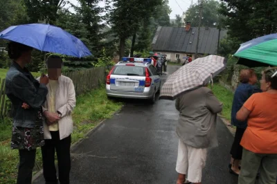 xandra - Dobry chłopak, ministrant, ksiądz za niego mszę odprawił - tak bronią sprawc...