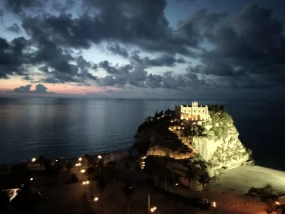 FPNgda - Polecam #tropea w #kalabria #wlochy. #podrozujzwykopem