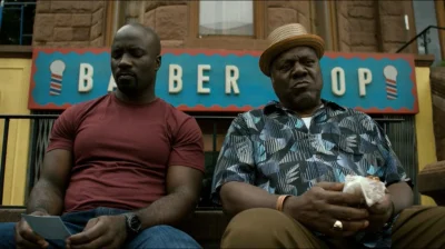 janushek - Ale się Hood opalił ( ͡° ͜ʖ ͡°) #pdk 
#seriale #lukecage