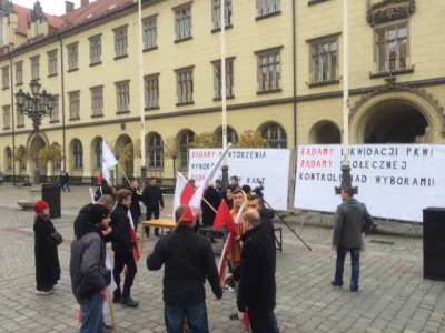 Vit0 - Dzisiejsza manifestacja przeciw #pkw we Wrocławiu. Mają rozmach ( ͡° ͜ʖ ͡°)