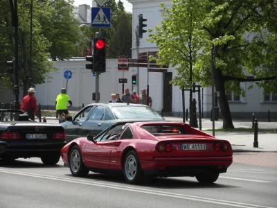 superduck - Ja tu tylko zostawię #ferrari #328 #gts

SPOILER

 #carspotting